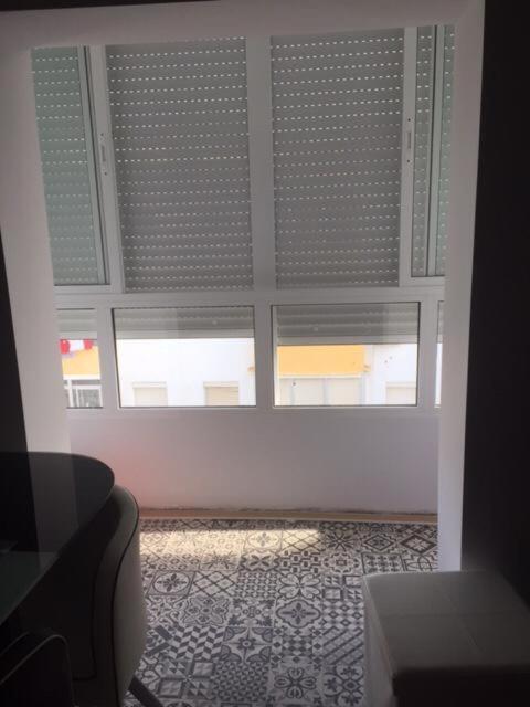 Modern Seaside Apartment 700 Mt From Beach El Puerto de Santa Maria Exterior photo